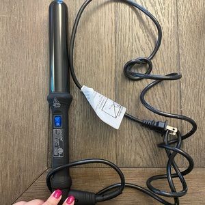 NUME Curling wand